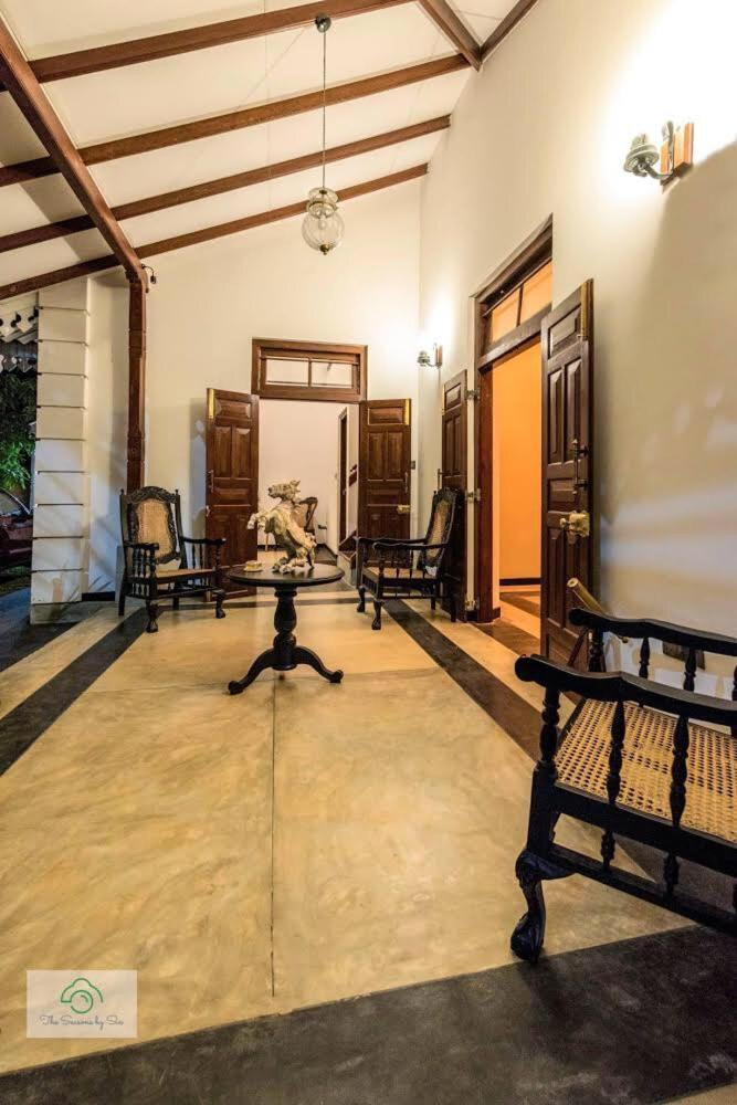 Headman House Antique Villa - A Seaside Royal Stay Ahangama Exterior photo